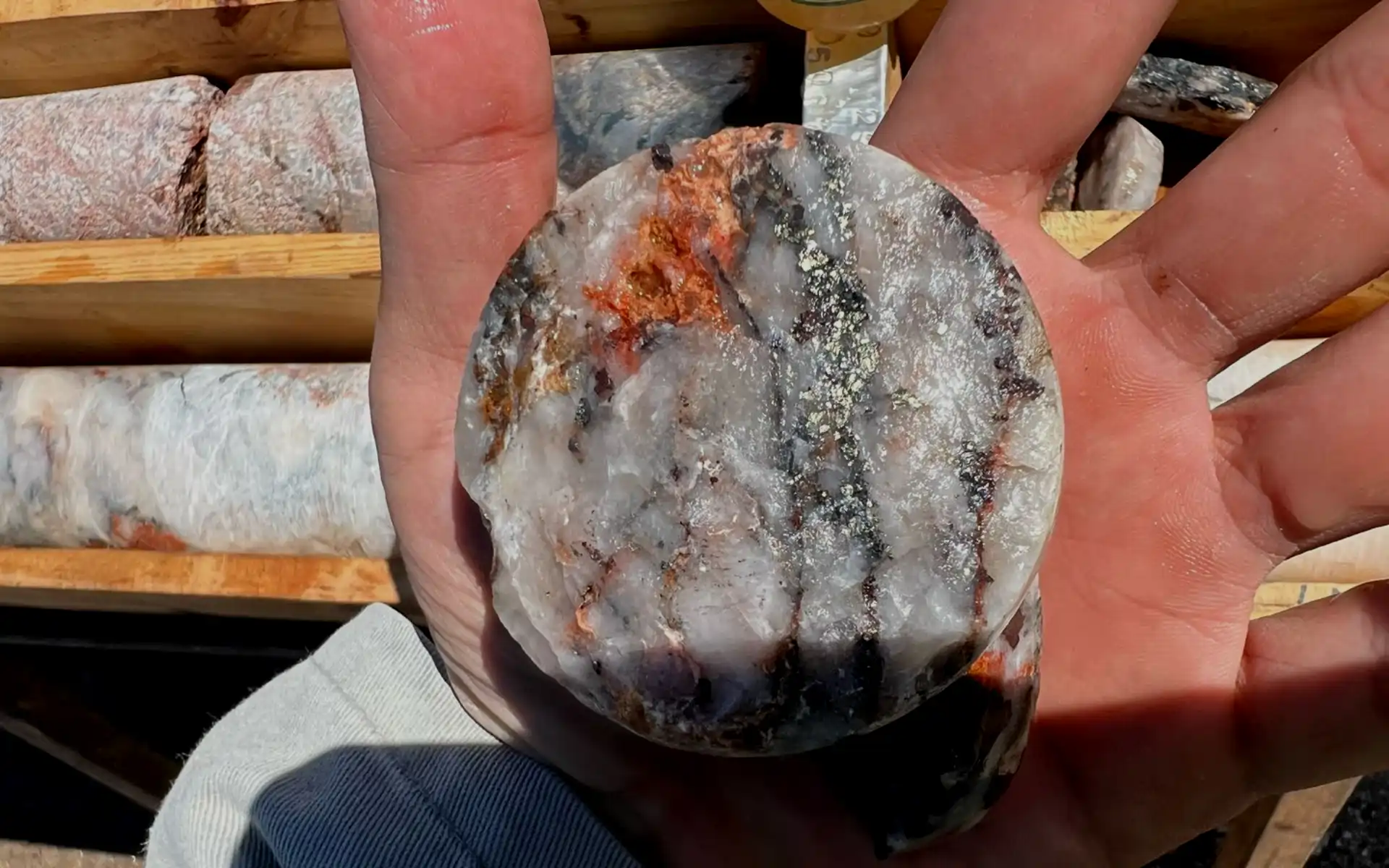 Extração e Comércio de Minério de Cobre RBXE Mineração: Qualidade e Sustentabilidade para o Mercado Global